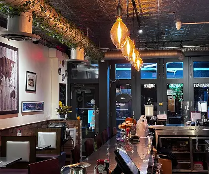 windsor diner night view
